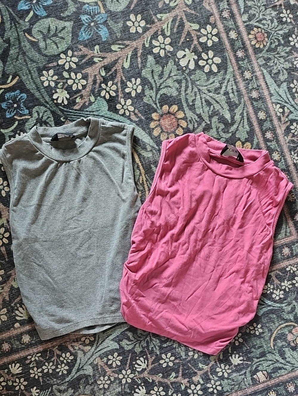 Crewneck Muscle Tee - Pink and Gray